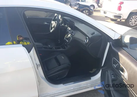 2018 Mercedes-Benz Cla 250 from USA, damaged, VIN WDDSJ4EB8JN644671